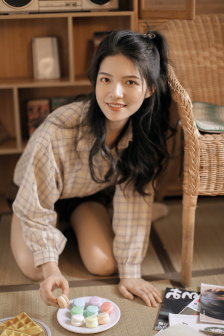 黑丝美女